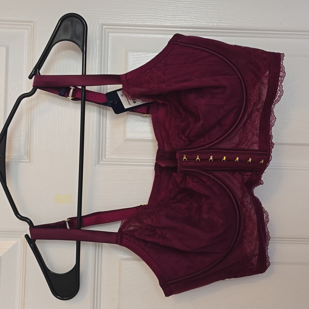 City Chic Burgundy underwire bra 40D